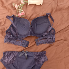 Load image into Gallery viewer, Deep Cup Laced Wired Single Padded Pushup Bra Set
