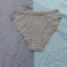 Load image into Gallery viewer, Dotted Lace Very Soft Hipster
