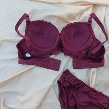 Load image into Gallery viewer, Lace Wired Flower Design Medium Padded Bra &amp; Panty Set
