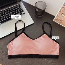 Load image into Gallery viewer, Light Padded Back Hook Freesize Bra
