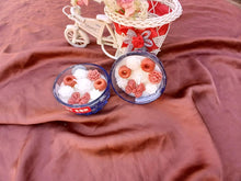 Load image into Gallery viewer, Bow &amp; Ring Design Candle

