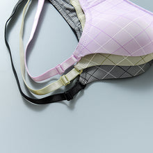 Load image into Gallery viewer, Check Design Very Soft &amp; Smooth Bra &amp; Underwear Set
