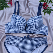 Load image into Gallery viewer, Bow Dotted Wired Cotton Pushup Bra Set
