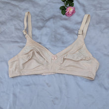 Load image into Gallery viewer, Flower Embroidered Soft Summer Daily Wear Bra

