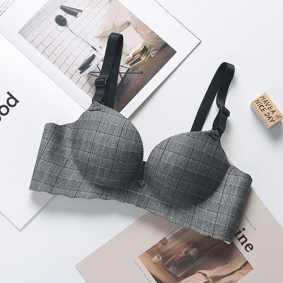 Single Padded Very Soft Check Design Foamy T-Shirt Bra
