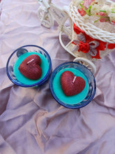 Load image into Gallery viewer, Heart Blossom Glass Candle

