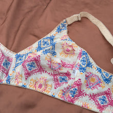 Load image into Gallery viewer, Summer Soft &amp; Smooth Lawn Bras&#39;s
