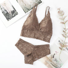 Load image into Gallery viewer, French Style V Cups Leaf Design Bra &amp; Panty Set
