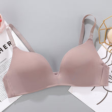 Load image into Gallery viewer, 3/4 Cup Soft &amp; Light  Padded Bra
