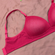 Load image into Gallery viewer, French Cups Soft &amp; Light Padded Daily Wear Bra

