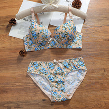 Load image into Gallery viewer, Flower Design Deep Cup Wired Pushup Bra &amp; Panty Set
