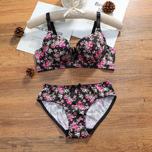 Load image into Gallery viewer, Flower Design Deep Cup Wired Pushup Bra &amp; Panty Set
