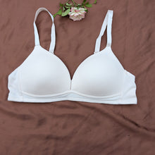 Load image into Gallery viewer, French Cups Soft &amp; Light Padded Daily Wear Bra
