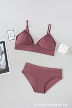 Load image into Gallery viewer, Smooth Elastane Summer Light Padded Bra &amp; Panty Set
