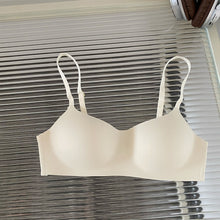Load image into Gallery viewer, Very Thin &amp; Light Padded Seamless Daily Wear Bra
