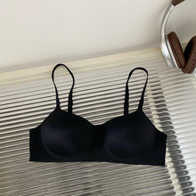Load image into Gallery viewer, Very Thin &amp; Light Padded Seamless Daily Wear Bra
