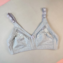 Load image into Gallery viewer, Smooth Cotton &amp; Net Bra
