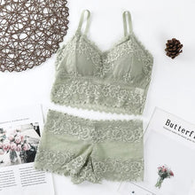 Load image into Gallery viewer, Laced Bra Set
