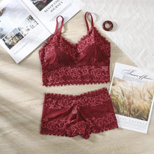 Load image into Gallery viewer, Laced Bra Set
