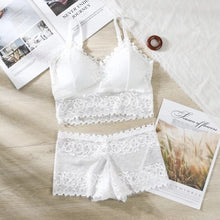 Load image into Gallery viewer, Laced Bra Set
