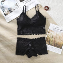 Load image into Gallery viewer, Laced Bra Set
