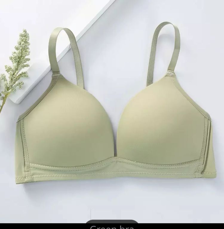 Women soft wireless Bra